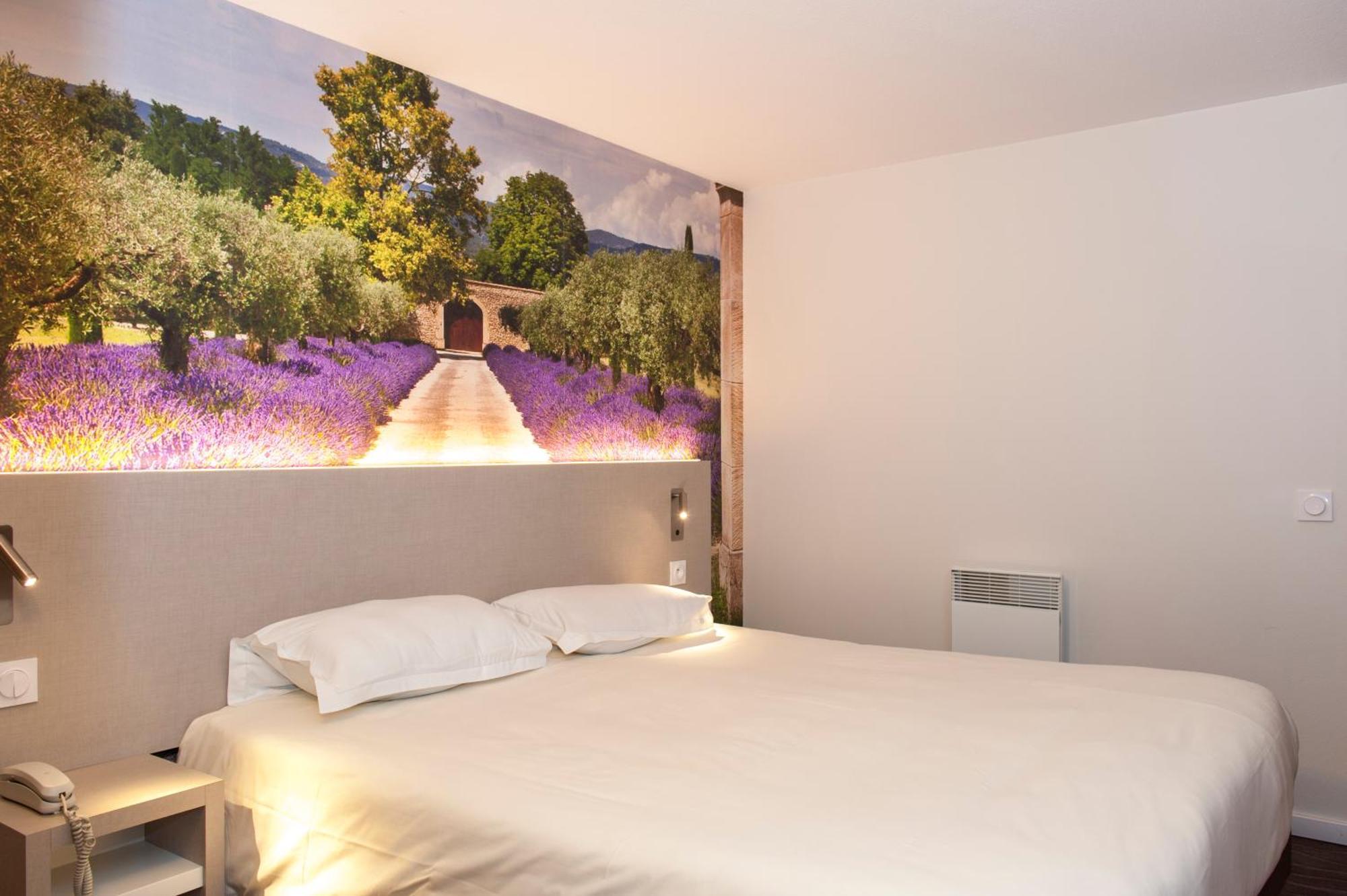 Brit Hotel Avignon Sud Le Calendal Экстерьер фото