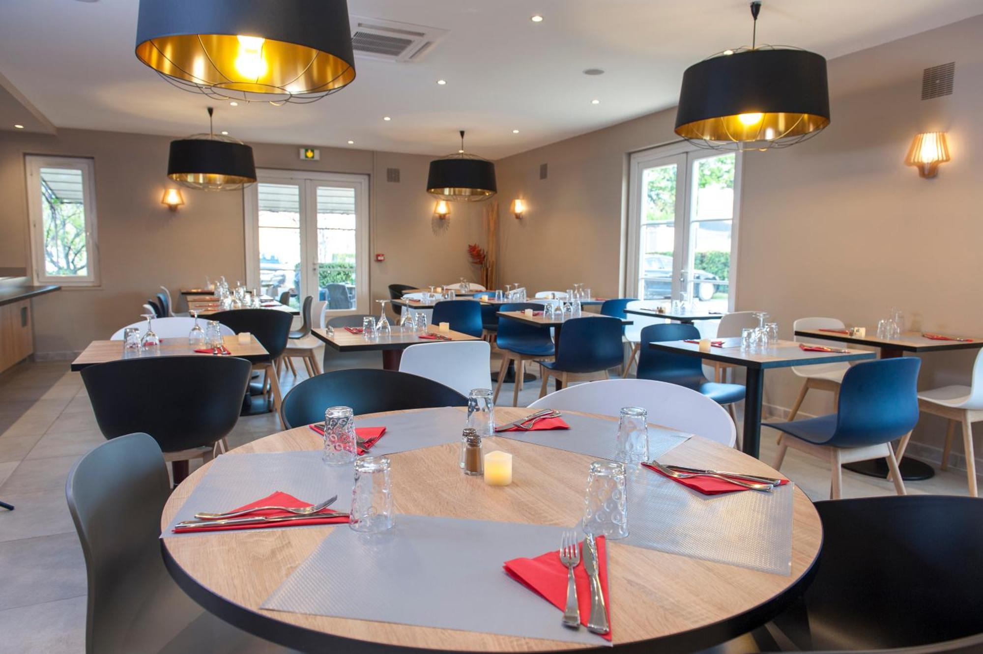 Brit Hotel Avignon Sud Le Calendal Экстерьер фото
