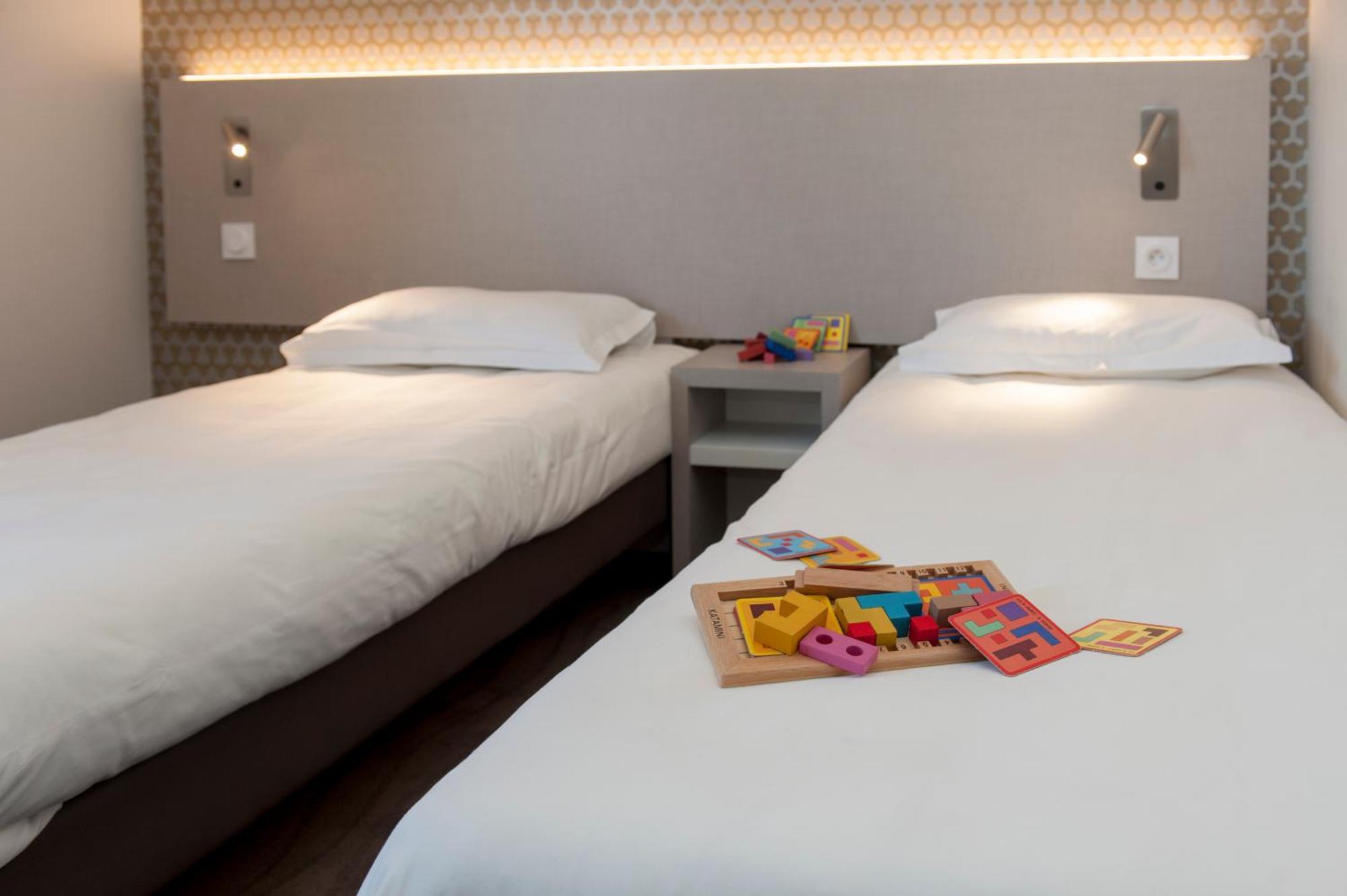 Brit Hotel Avignon Sud Le Calendal Экстерьер фото